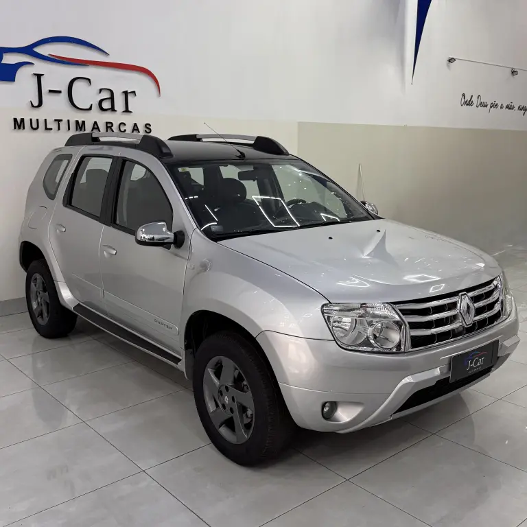 RENAULT Duster