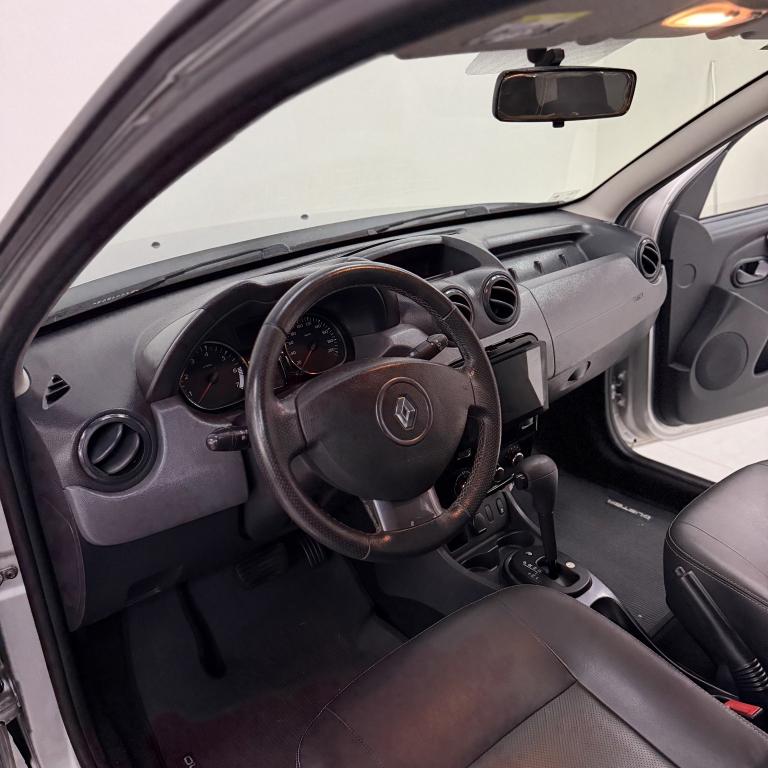 RENAULT Duster - Foto