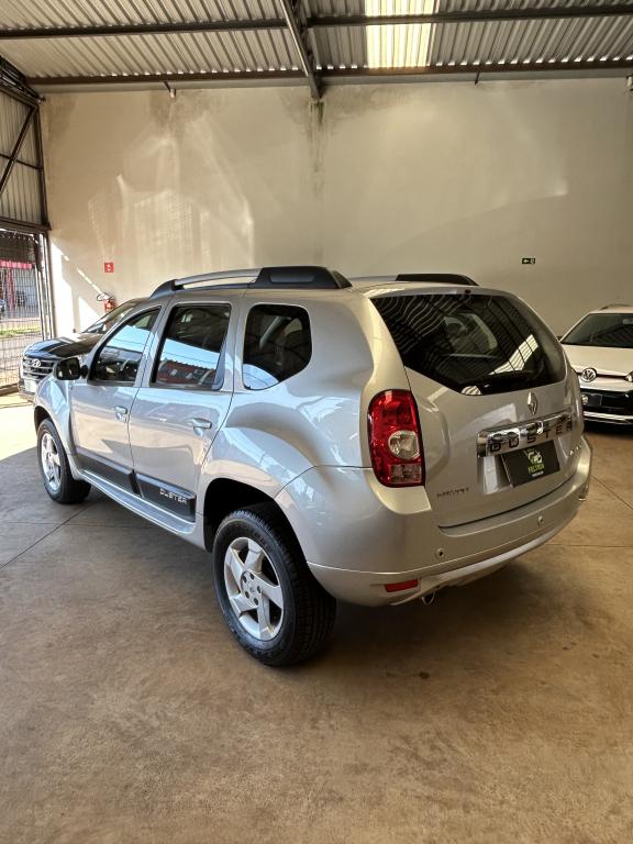 RENAULT Duster - Foto