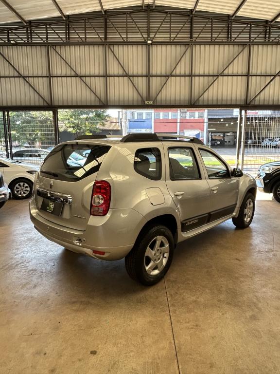 RENAULT Duster - Foto