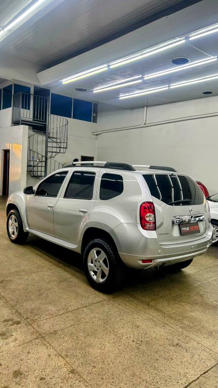 RENAULT Duster - Foto