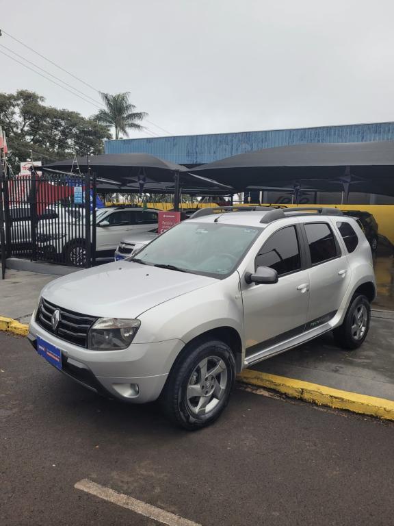 RENAULT Duster - Foto
