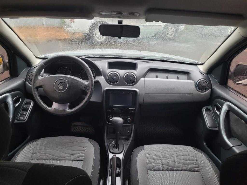 RENAULT Duster - Foto