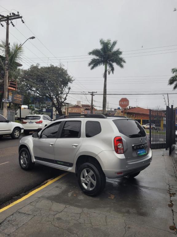 RENAULT Duster - Foto