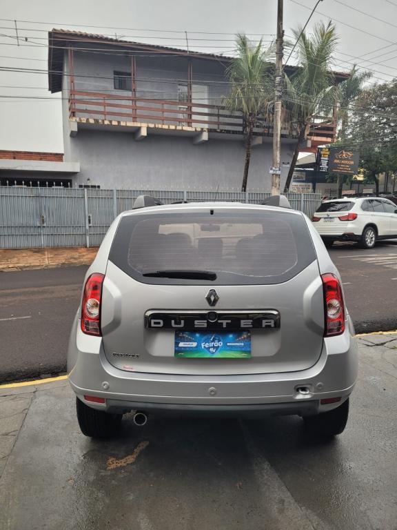 RENAULT Duster - Foto