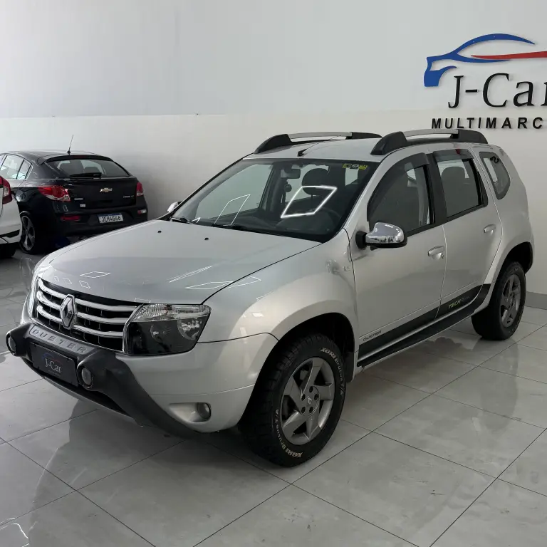 RENAULT Duster - Foto