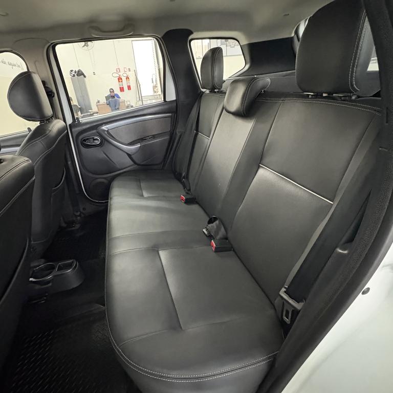 RENAULT Duster - Foto
