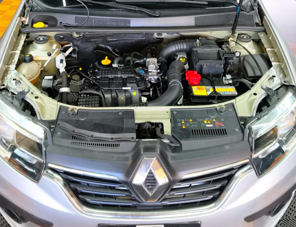 RENAULT Logan - Foto