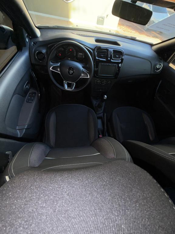 RENAULT Logan - Foto