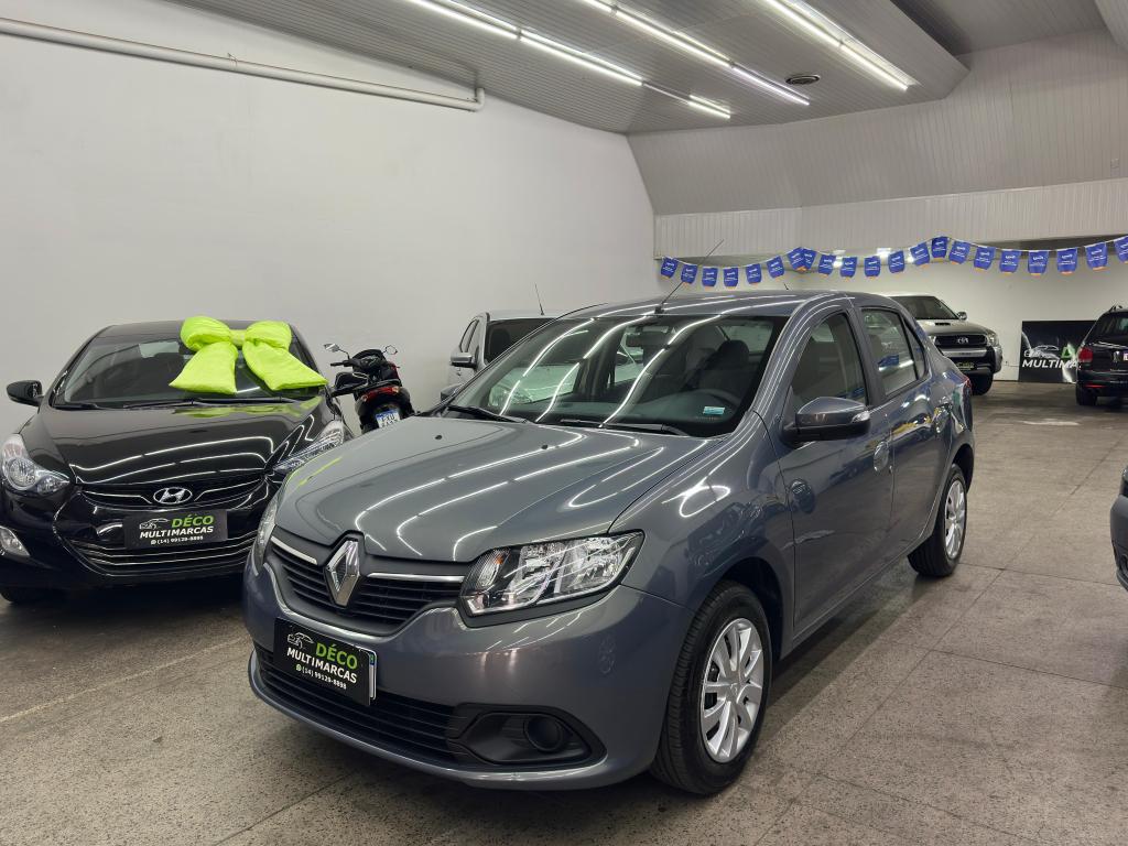 RENAULT Logan - Foto