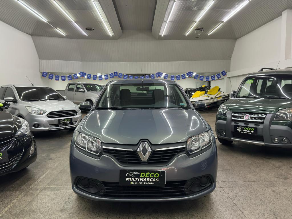 RENAULT Logan - Foto