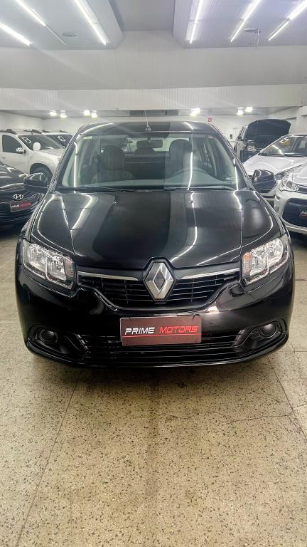 RENAULT Logan - Foto
