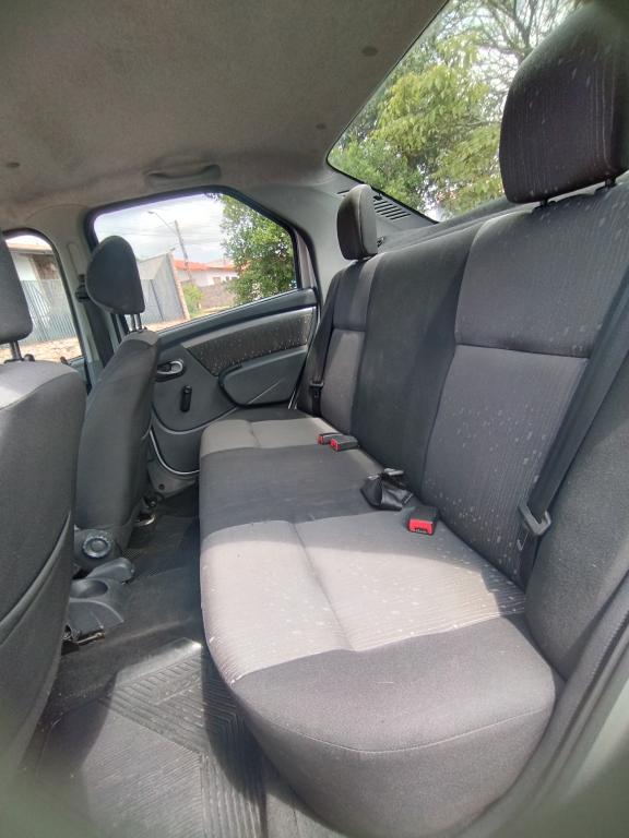 RENAULT Logan - Foto