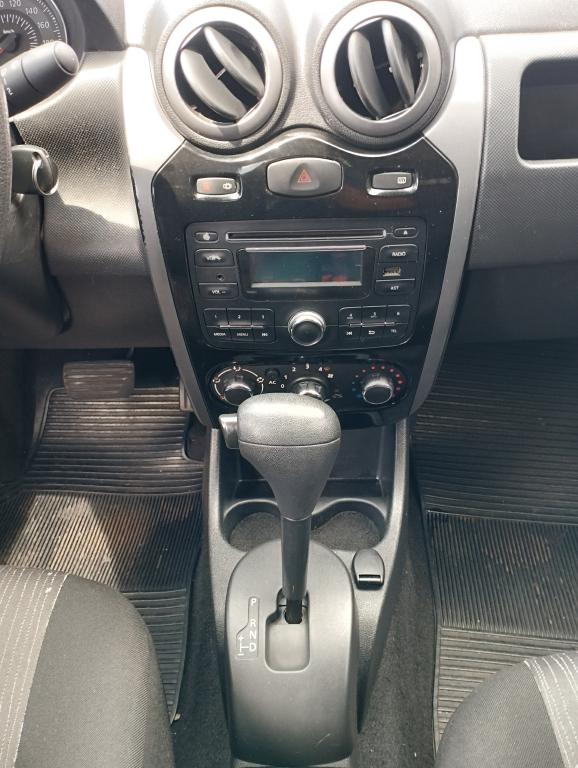 RENAULT Logan - Foto