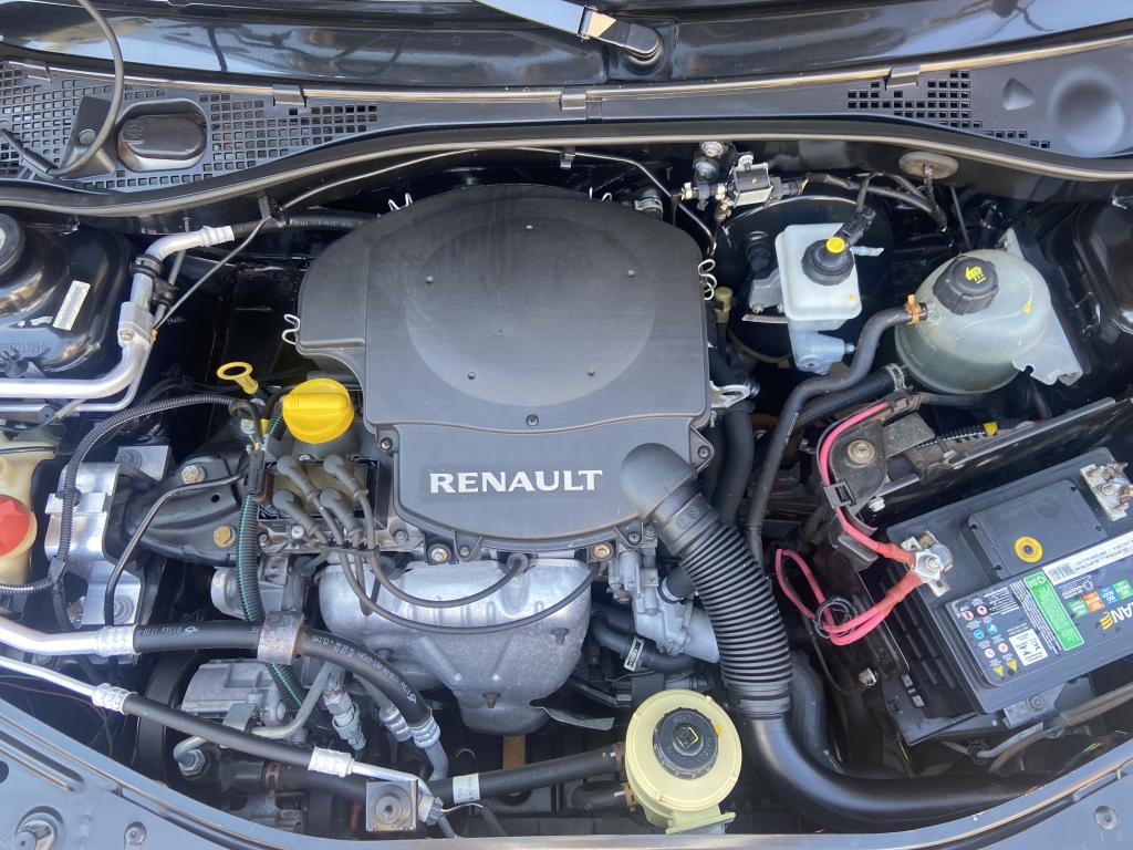 RENAULT Logan - Foto