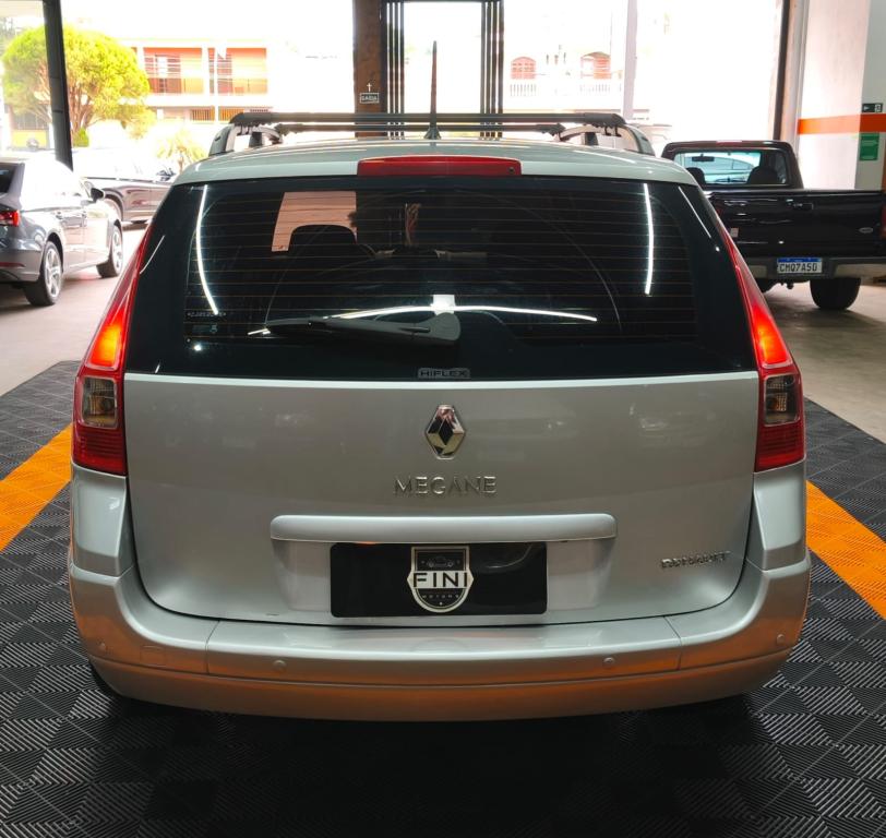 RENAULT Megane Grand Tour - Foto