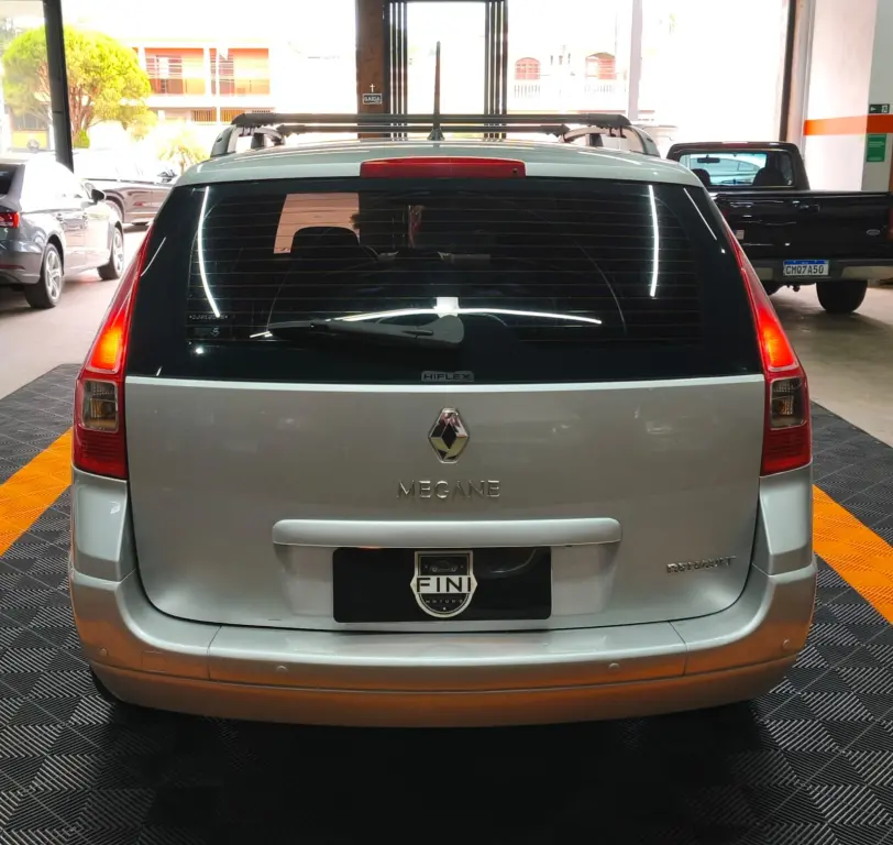 RENAULT Megane Grand Tour - Foto