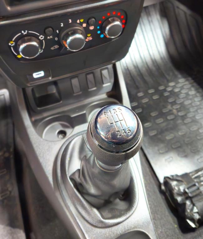 RENAULT Oroch - Foto