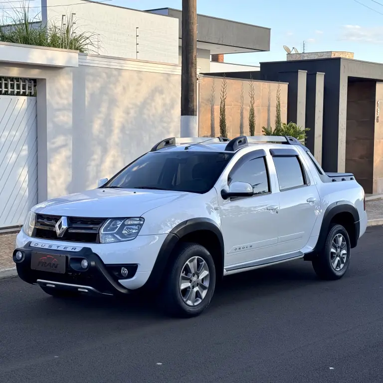 RENAULT Oroch