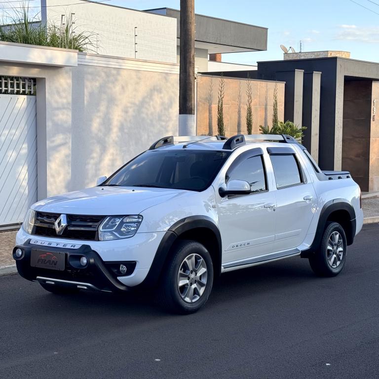 RENAULT Oroch