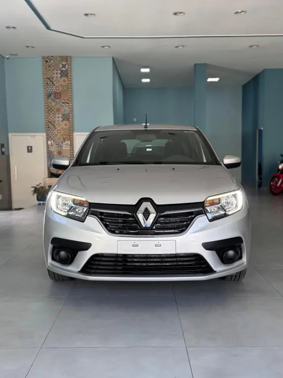 RENAULT Sandero - Foto