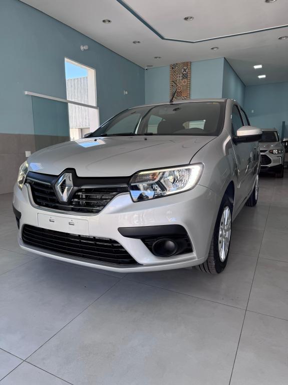 RENAULT Sandero - Foto