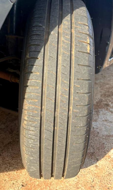 RENAULT Sandero - Foto