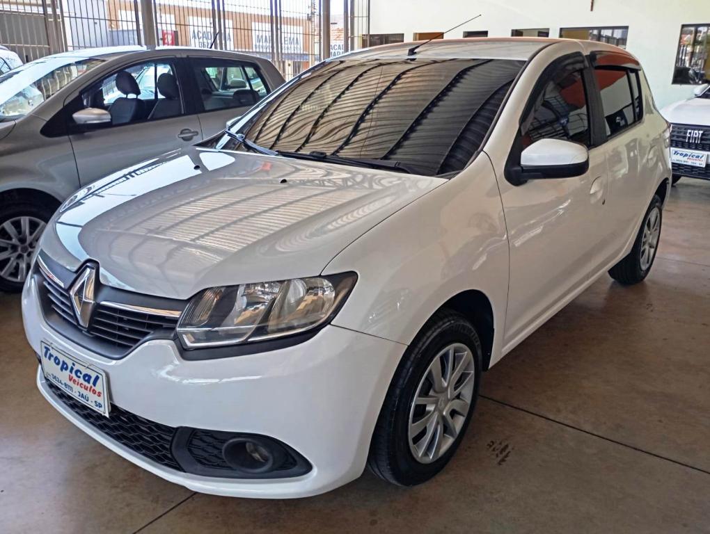 RENAULT Sandero - Foto