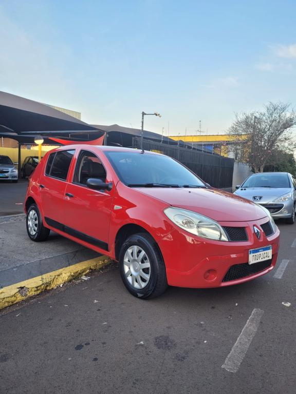 RENAULT Sandero - Foto