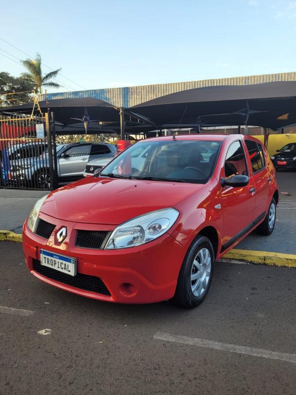 RENAULT Sandero - Foto
