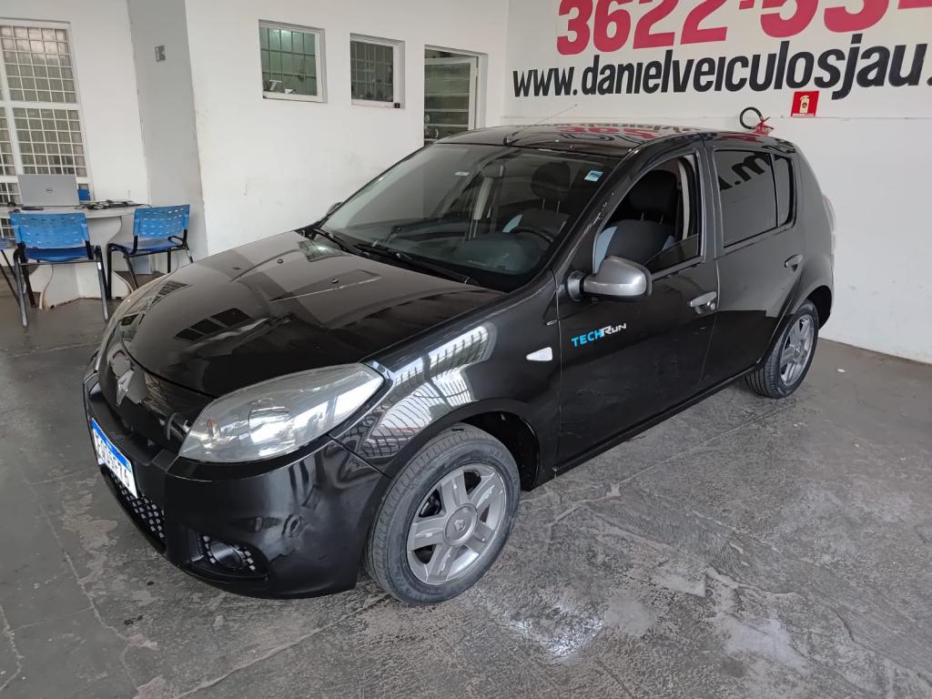 RENAULT Sandero - Foto