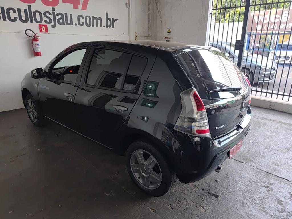 RENAULT Sandero - Foto