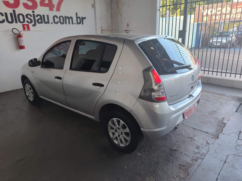 RENAULT Sandero - Foto