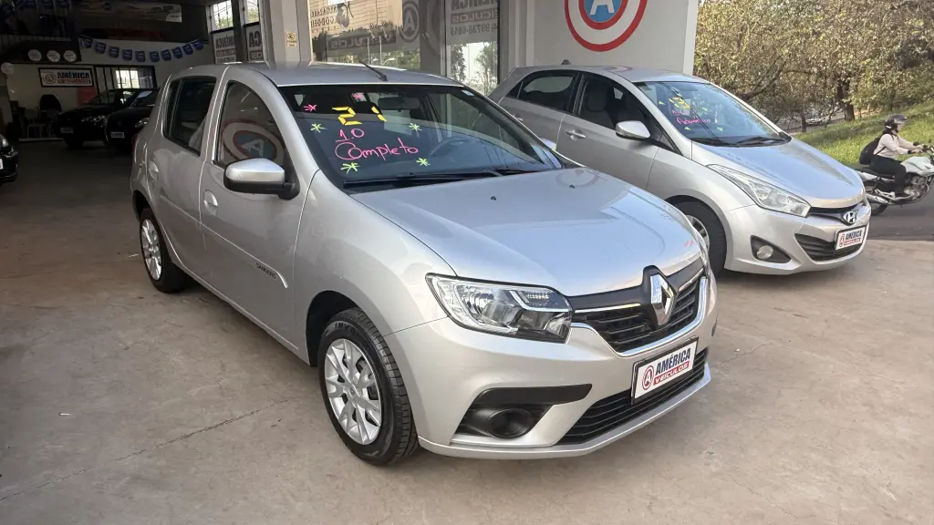 RENAULT Sandero
