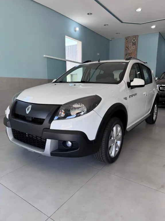 RENAULT Sandero - Miniatura