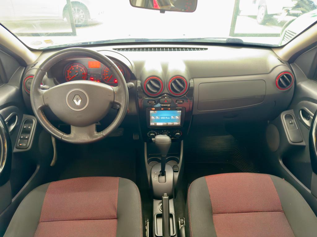 RENAULT Sandero - Foto