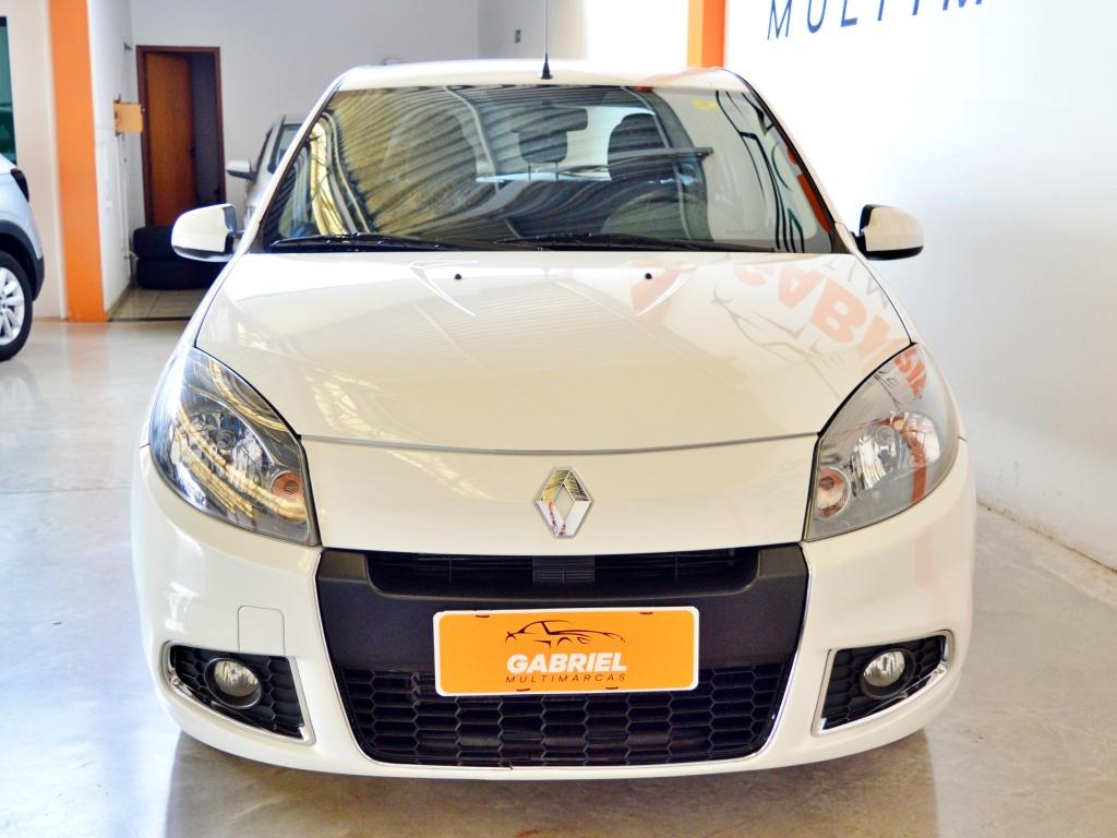 RENAULT Sandero - Foto