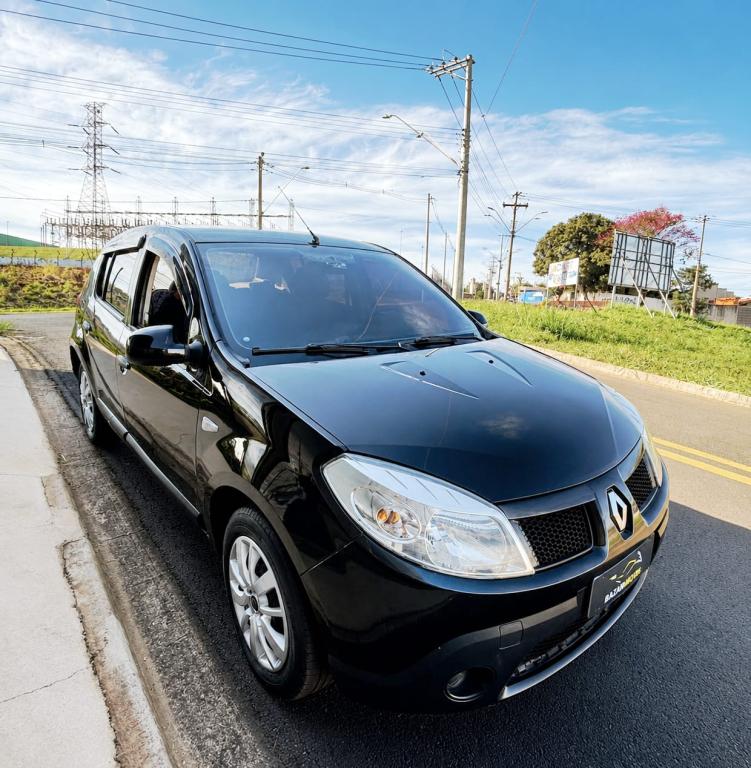 RENAULT Sandero