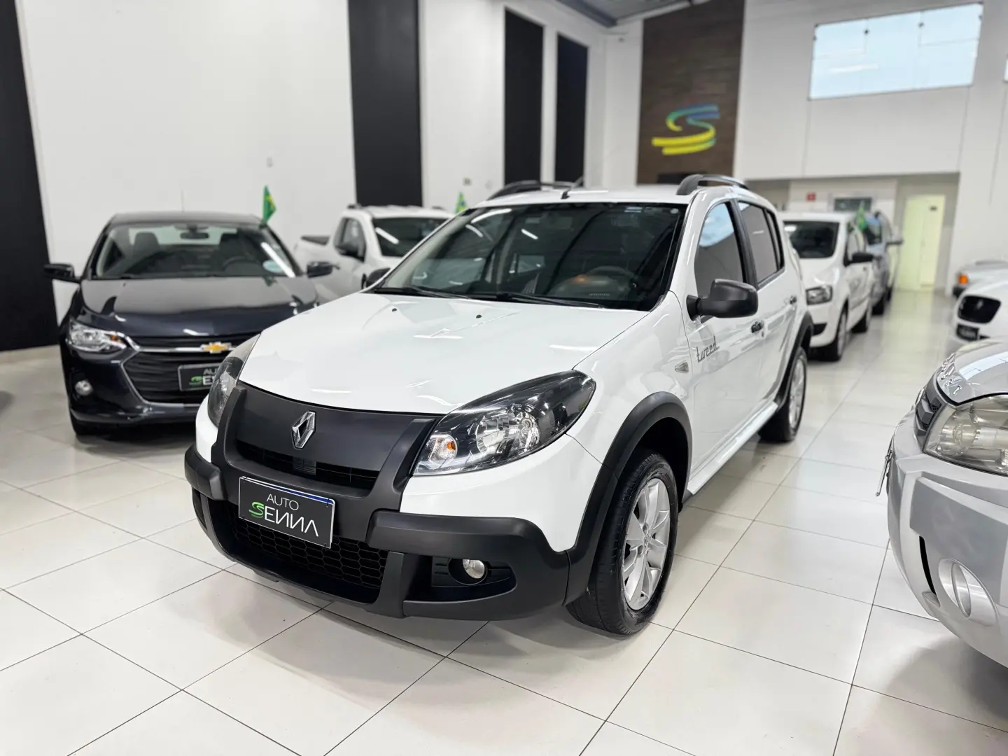 RENAULT Sandero - Foto