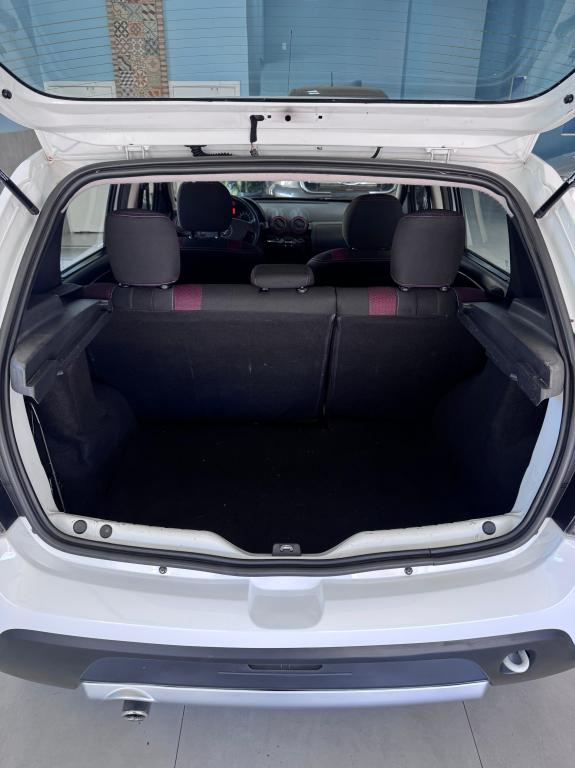 RENAULT Sandero - Foto