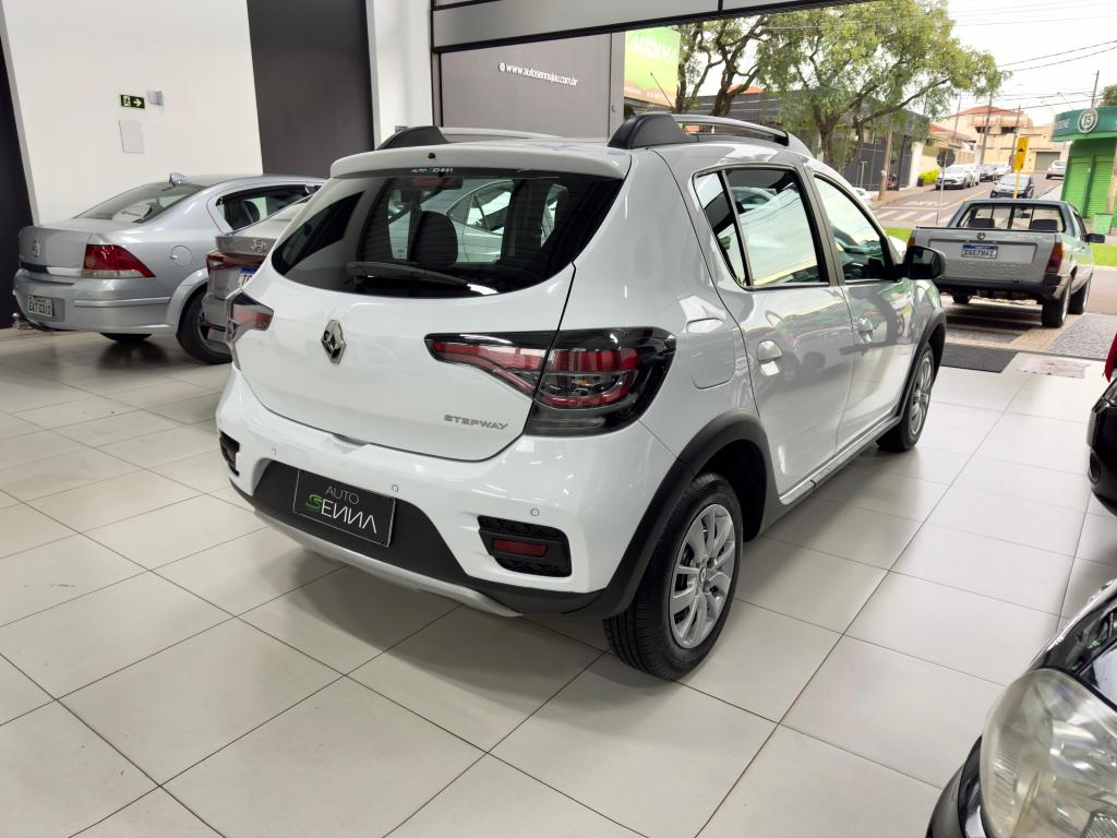 RENAULT Stepway - Foto