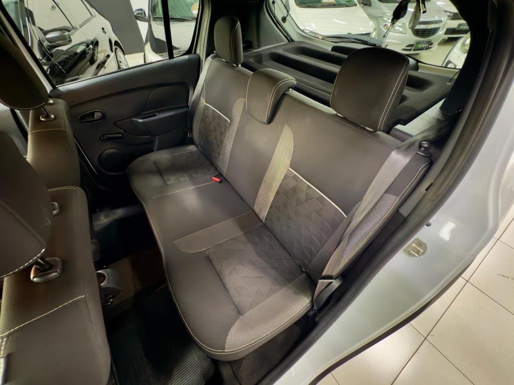 RENAULT Stepway - Foto