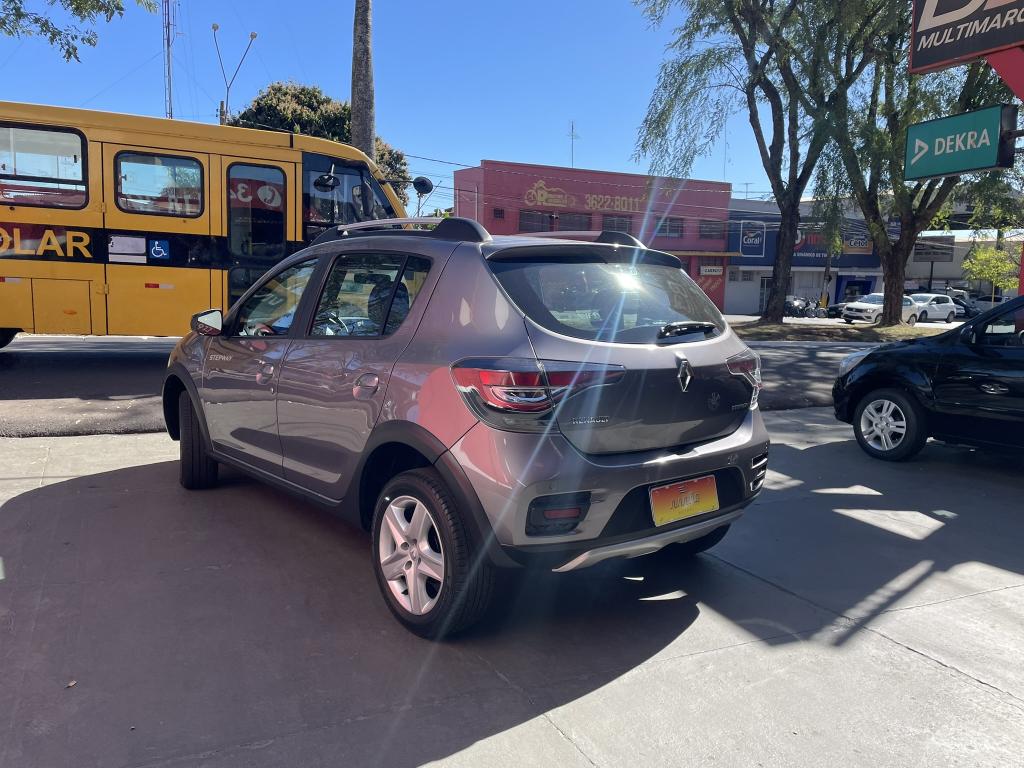 RENAULT Stepway - Foto