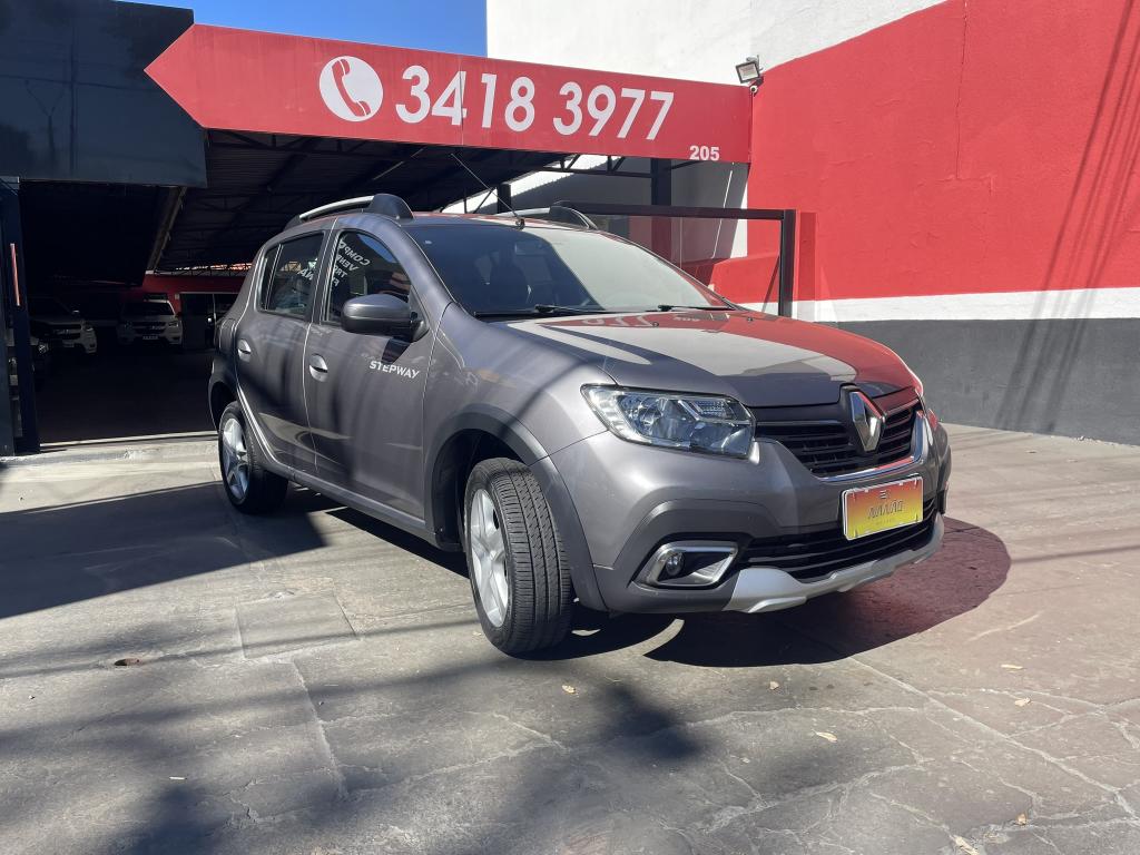 RENAULT Stepway - Foto