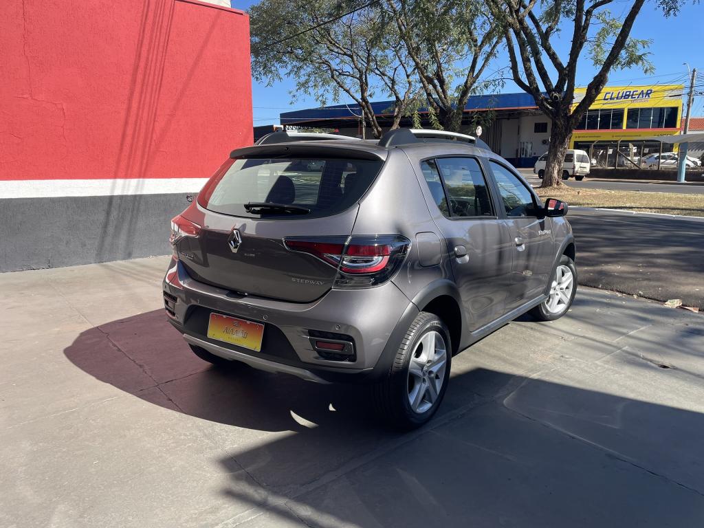 RENAULT Stepway - Foto