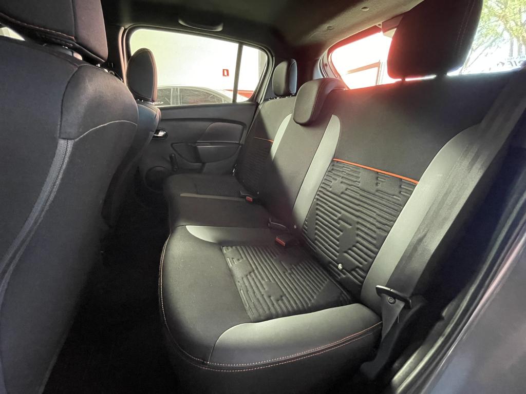 RENAULT Stepway - Foto