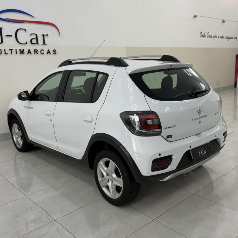 RENAULT Stepway - Foto