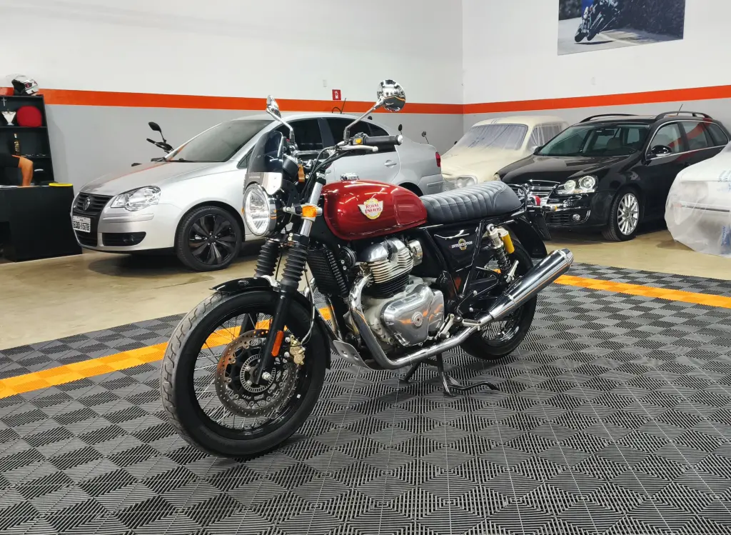 ROYAL ENFIELD Interceptor 650 - Foto