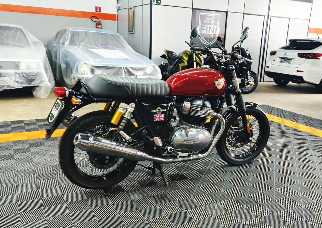 ROYAL ENFIELD Interceptor 650 - Foto