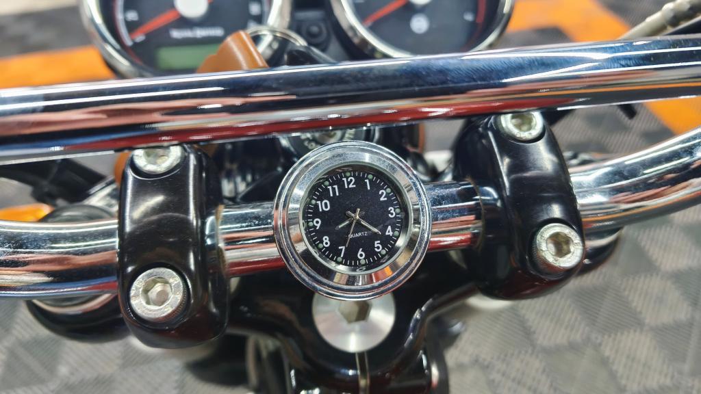 ROYAL ENFIELD Interceptor 650 - Foto